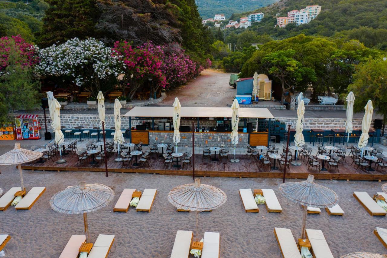 Hotel Plaza Lucice Petrovac na moru Exterior foto